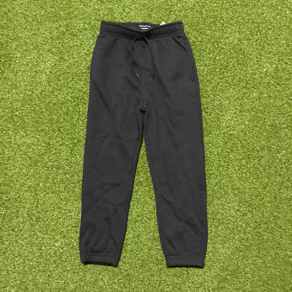 Boys black fleece joggers NWT size 6-7 122cm